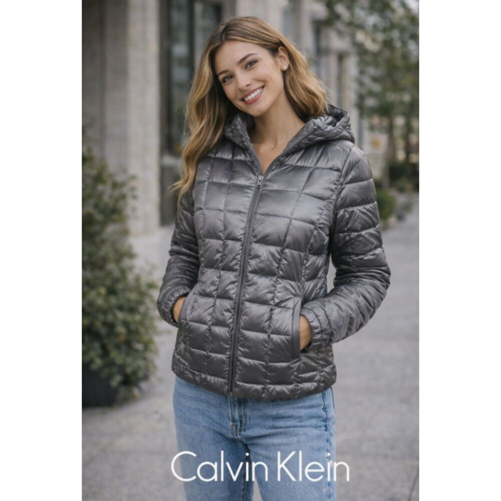Calvin Klein Women’s Packable Lightweight Down Jacket Small Gray Hooded Puffer
